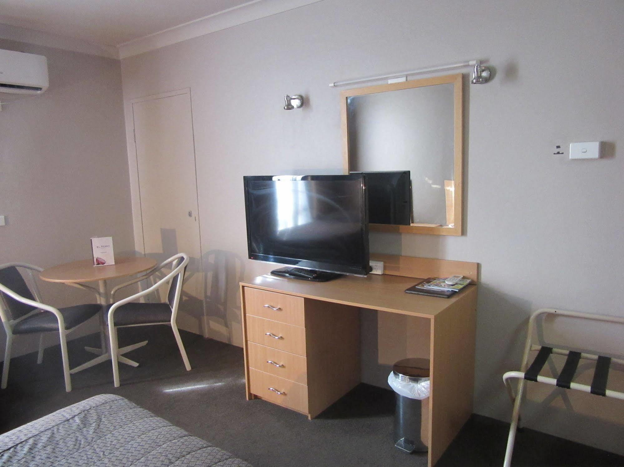 El Toro Motel Warwick Farm Dış mekan fotoğraf
